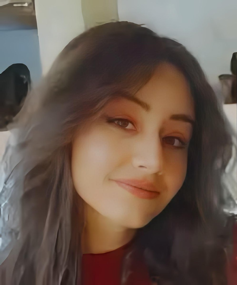 April tweet media