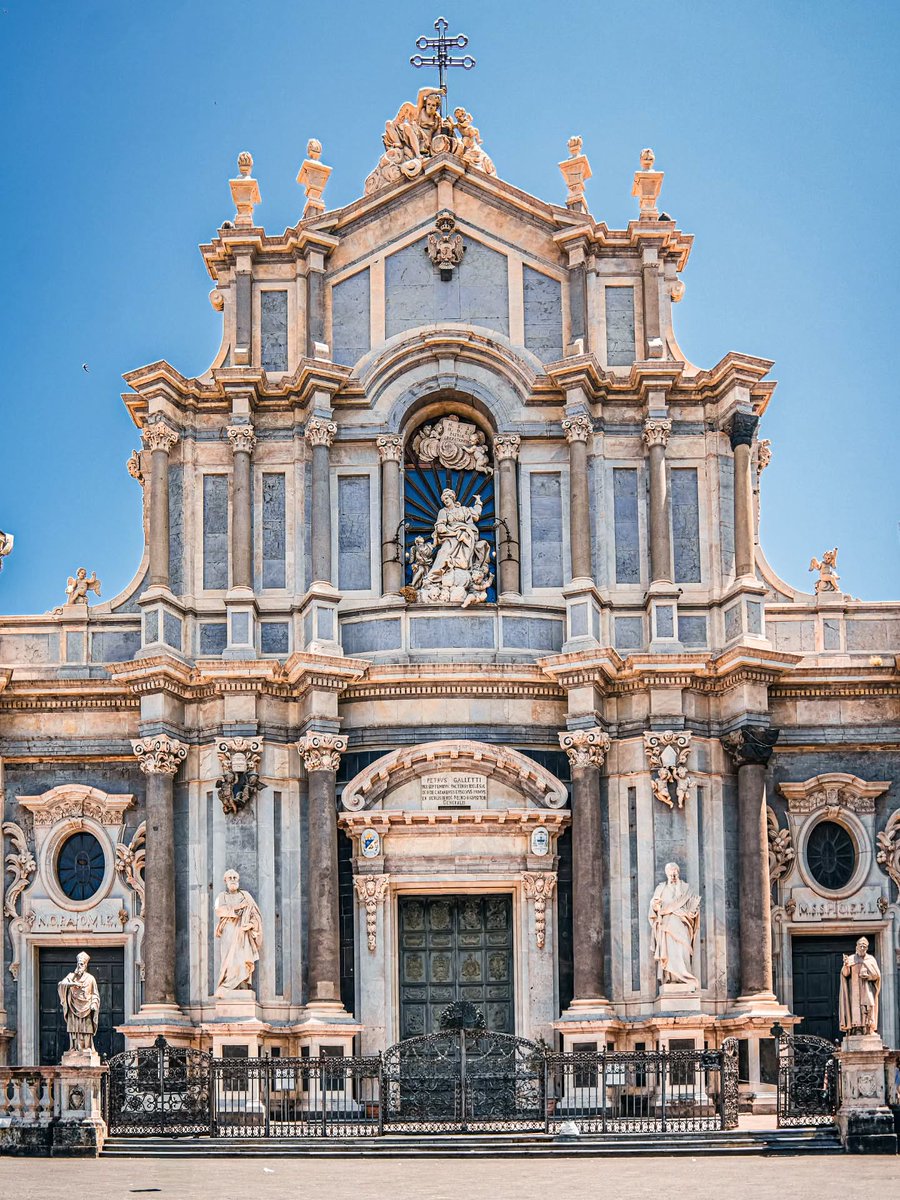 earthviewss1's tweet photo. Cathedral of Catania, Sicily Italy 🇮🇹 https://t.co/54CrdOR77X