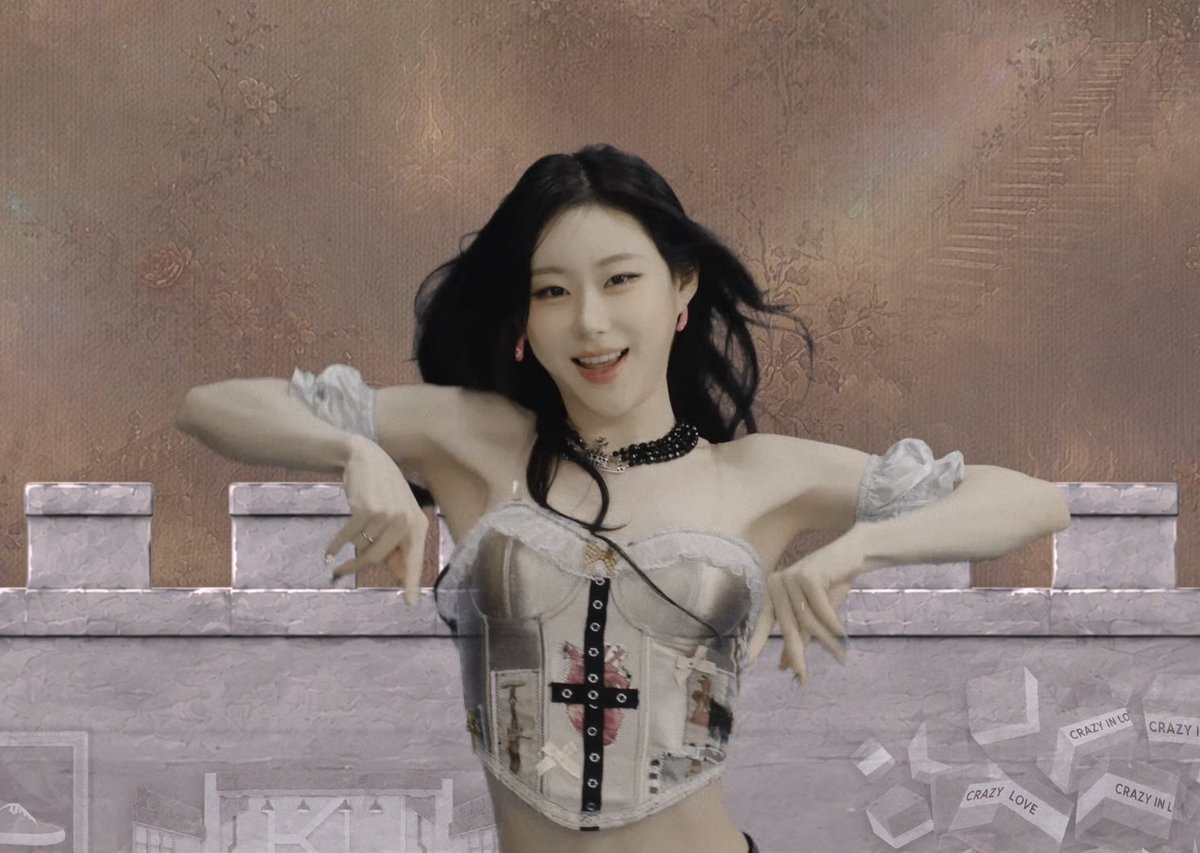 daily chaeryeong tweet media