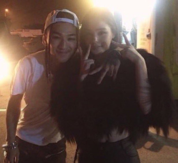 NaiBb_'s tweet photo. Taeyang with a song called G.O.A.T about his love story with Hyorin. 

“We’re the greatest of all time.” 😭😭😭😭 https://t.co/yrnb5OK0Ae