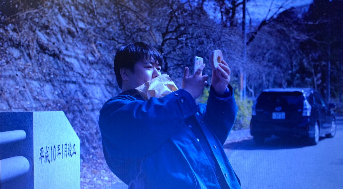 DETECTIVE_JURI's tweet photo. #君が死刑になる前に #劇用車
7話で琥太郎の追跡から逃走するトヨタ プリウスα(ZVW40系)

3話で深沢の近くに駐車していた車とナンバーは読めないが車種・ボディカラー(年式も近い)が完全に一致 https://t.co/8oFLQ35v42