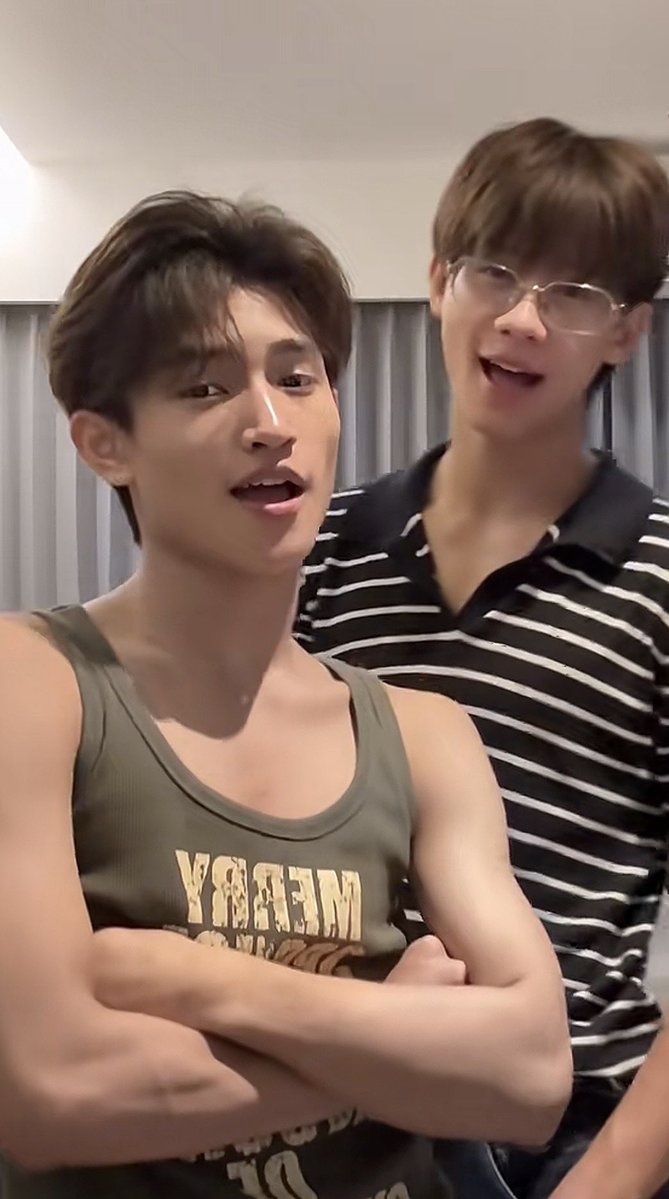 ออรออารัย 🎲🦊💖 tweet media