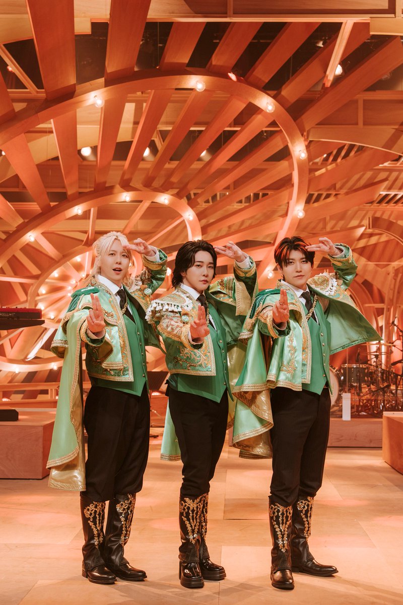 📸 | 260518 New stills of Mrs. GREEN APPLE and M!LK in this week's