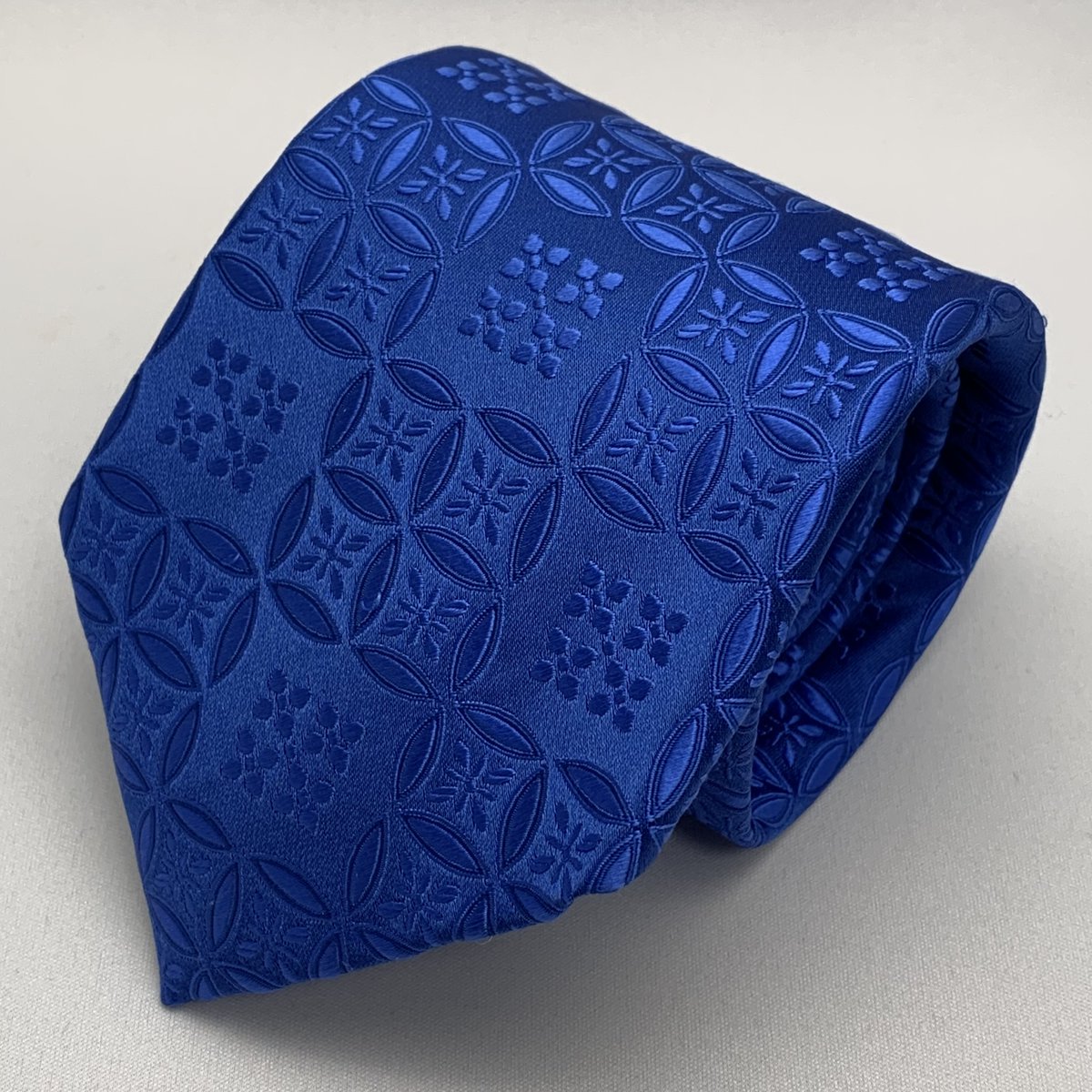 necktiecom tweet picture