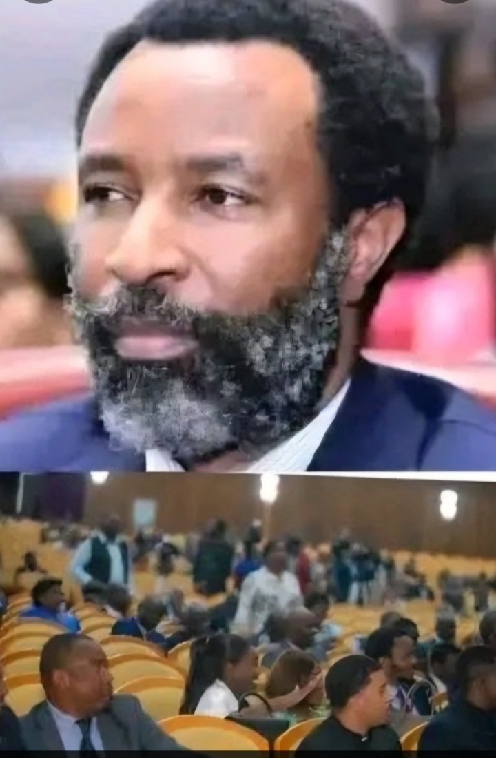 kirimwami51229's tweet photo. 🚨🚨 Le poids du sang innocent finit toujours par rattraper ceux qui ont porté les armes. Aujourd’hui instable,l'Ancien rebelle devenu député, #Bindule chercherait toujours a se protéger derrière le nom du #VitalKamerhe pour échapper à la justice. https://t.co/eEjm2mFl1a