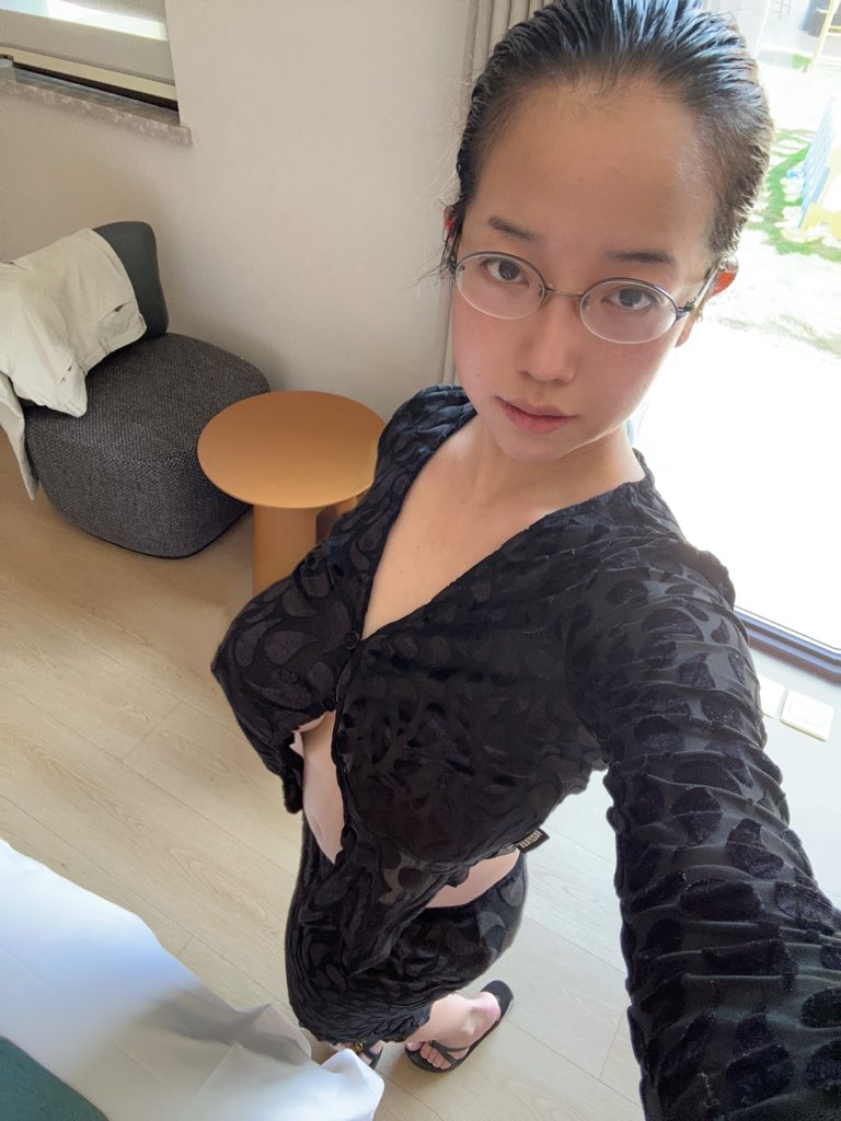 xueling 💗 tweet media