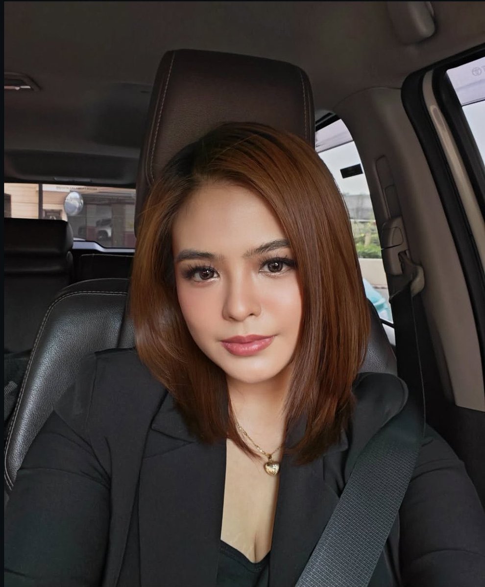 zie. | wb peemak era tweet media