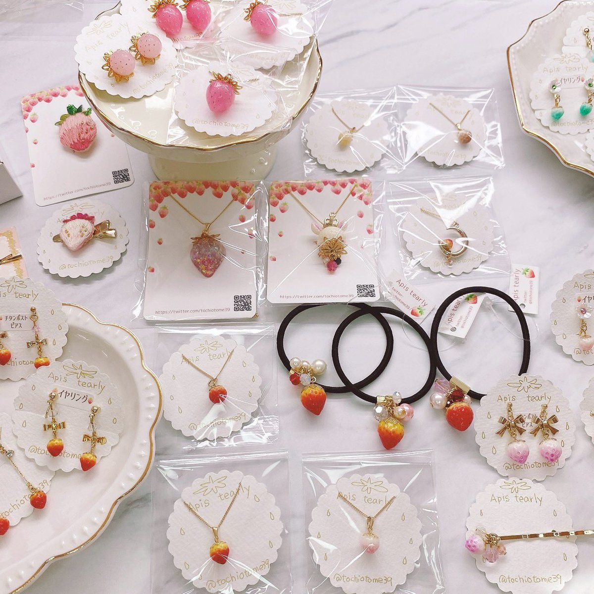 kawaii♡リトルウッズ蕾 雫レジン 薔薇 スワロ ピアス/イヤリング✩.*˚ 🌈Kawaii☆Stars 原宿本店🎀 大阪にて好評いただきました一部の