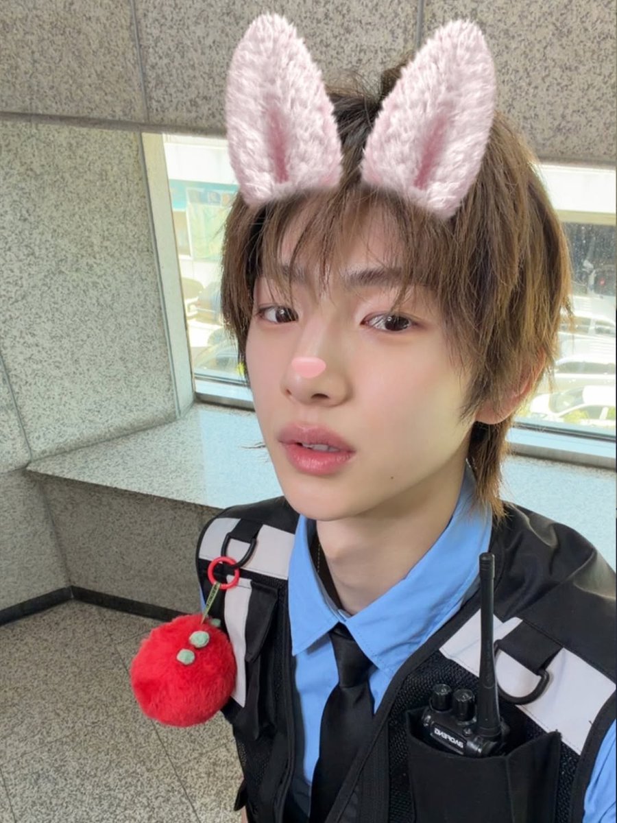 星星 tweet media