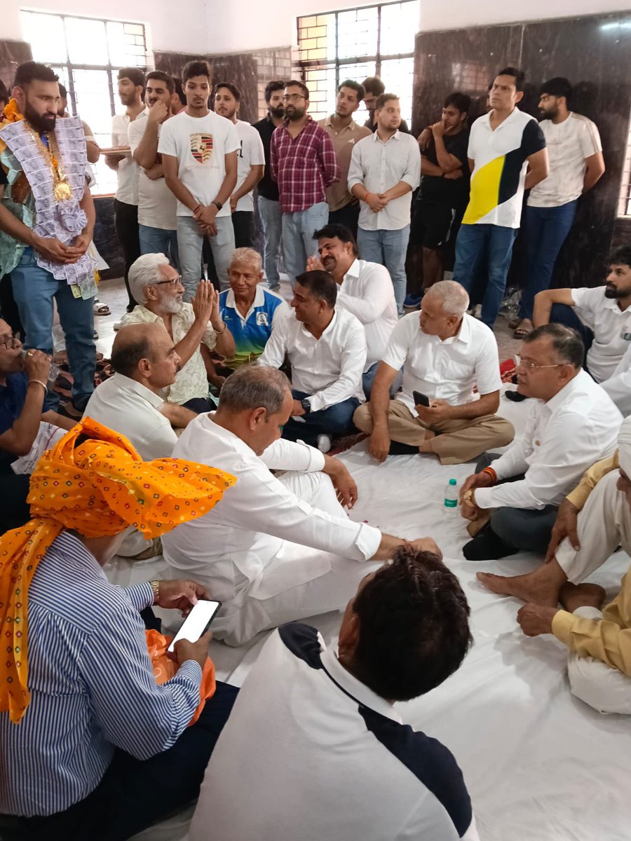 Kailash Gahlot tweet media