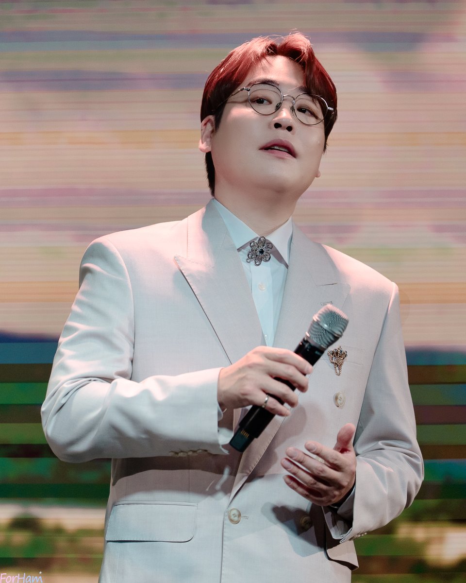 포햄 tweet media
