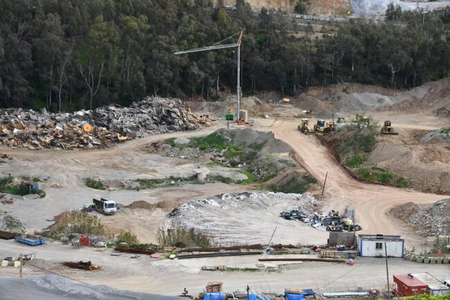 AGRECArcd's tweet photo. "Los escombros también son responsabilidad de todos" Interesante reflexión sobre la convivencia ciudadana. 

"Cada vertido ilegal degrada espacios públicos y naturales, afecta a la convivencia y obliga a destinar importantes recursos públicos"

https://t.co/g3rFCtvA10
#AGRECARCD https://t.co/fzmbDTIapO