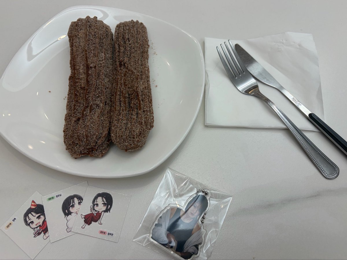 jinny052615's tweet photo. #Project_K
#전략적_생일축하_프로젝트
#HAPPY_KYUNGMIN_DAY
특전은 못받았지만 트친들의 은혜로 살아가기 https://t.co/KHjdgoYgTe