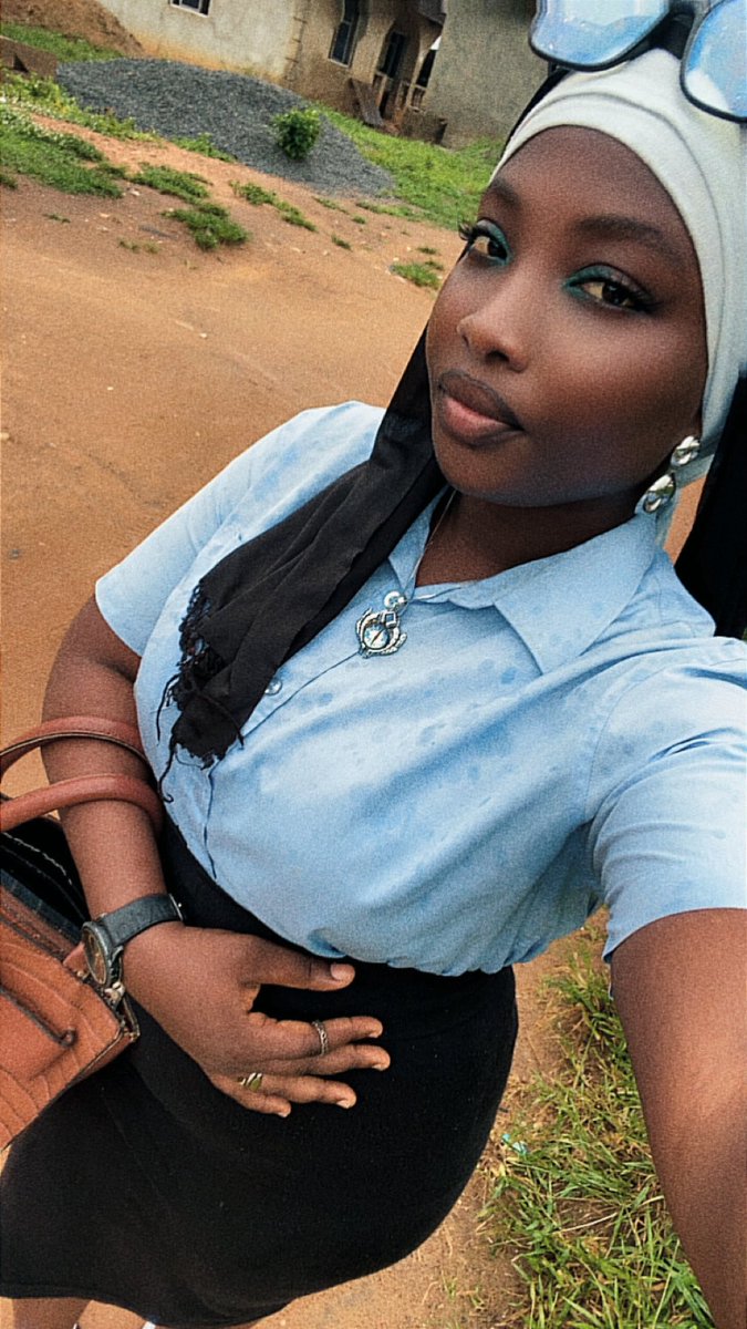 A’ishh✨ tweet media