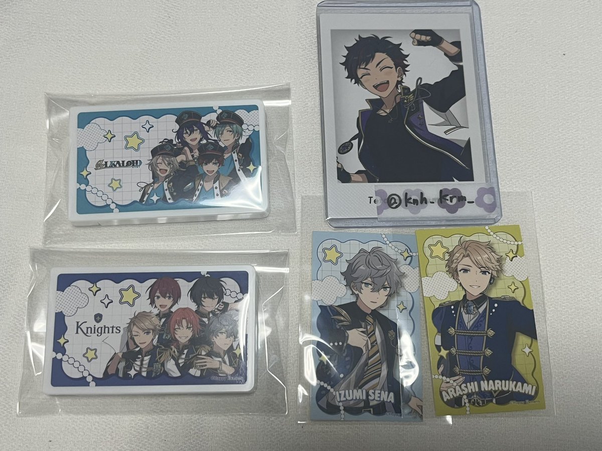 こま tweet media