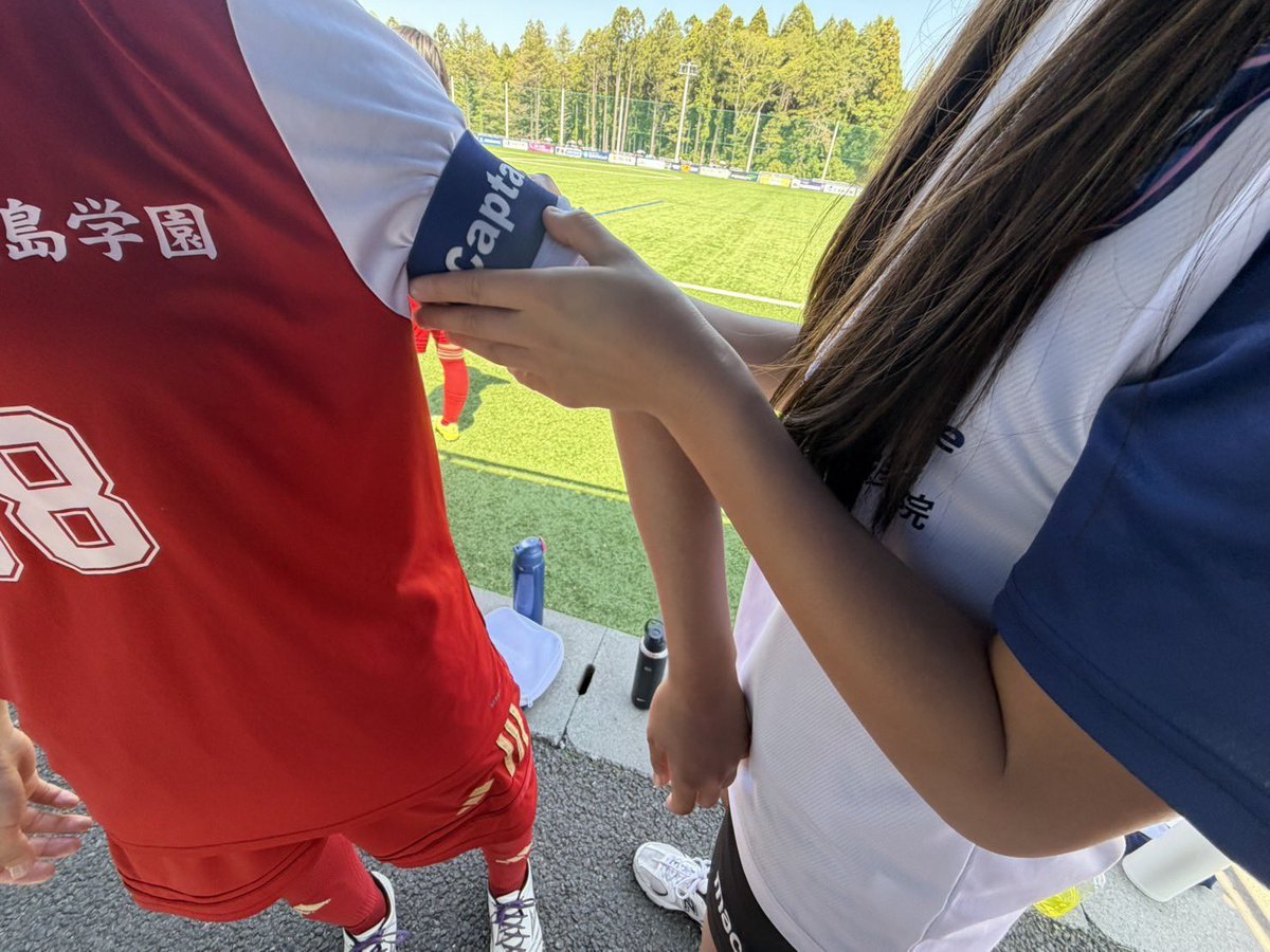 KashimagkuenLS's tweet photo. 県リーグ第3節
🗓️ 2026年5月17日
🏟️ IFAフットボールパーク

🆚明秀学園日立高等学校
前半 0-2
後輩 0-2

total 4-0

5月17日は明秀日立さんと県リーグ第3節でした。
ルーズボールの競り合いや攻守の切り替えは早く、強くできました。しかしラインの上げや中間の間延び、前でのおさめができずに得点まで繋げることができませんでした。次の試合では前からの関わりを増やしていけるようにしましょう！この悔しさを忘れずに後期でリベンジできるようにしたいです！

対戦して頂いた明秀学園日立高等学校さんの保護者の皆様、関係者の皆様、本当にありがとうございました。

#鹿島学園高等学校
#まずは自分に常勝であれ
#謙虚に貪欲に最後まで
#積み重ね