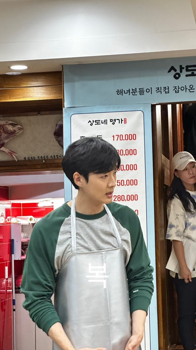 수 tweet media