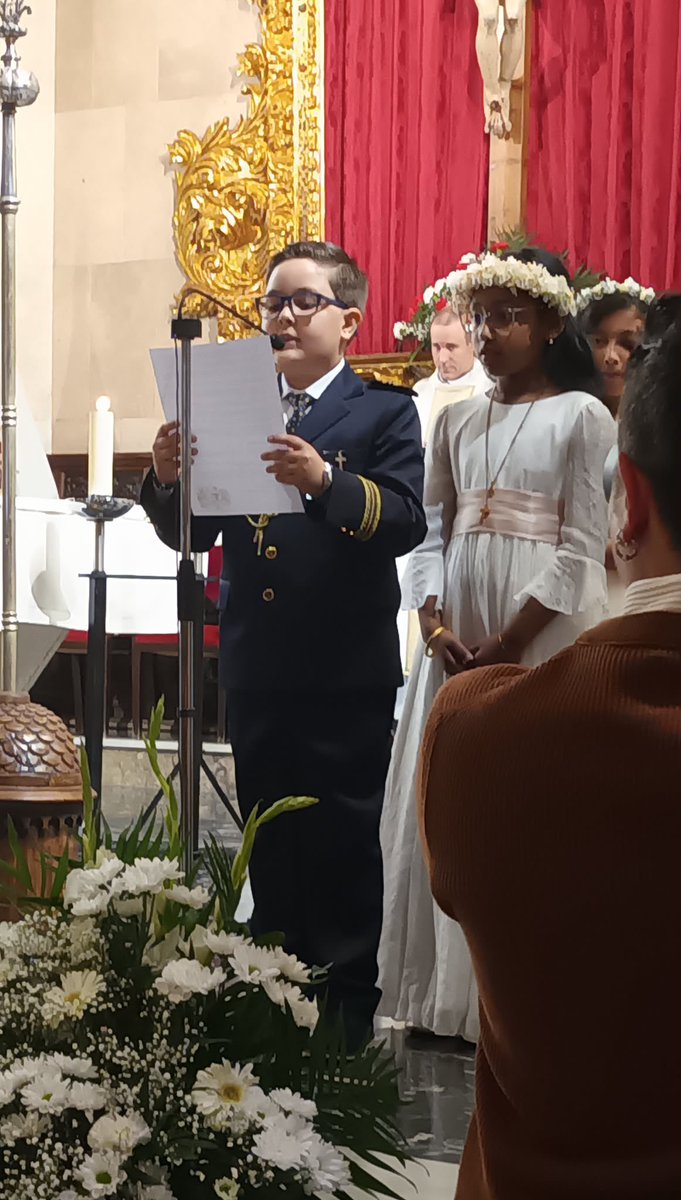 Colegio Virgen Niña tweet media