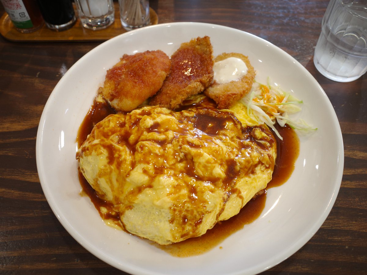 恋々 tweet media
