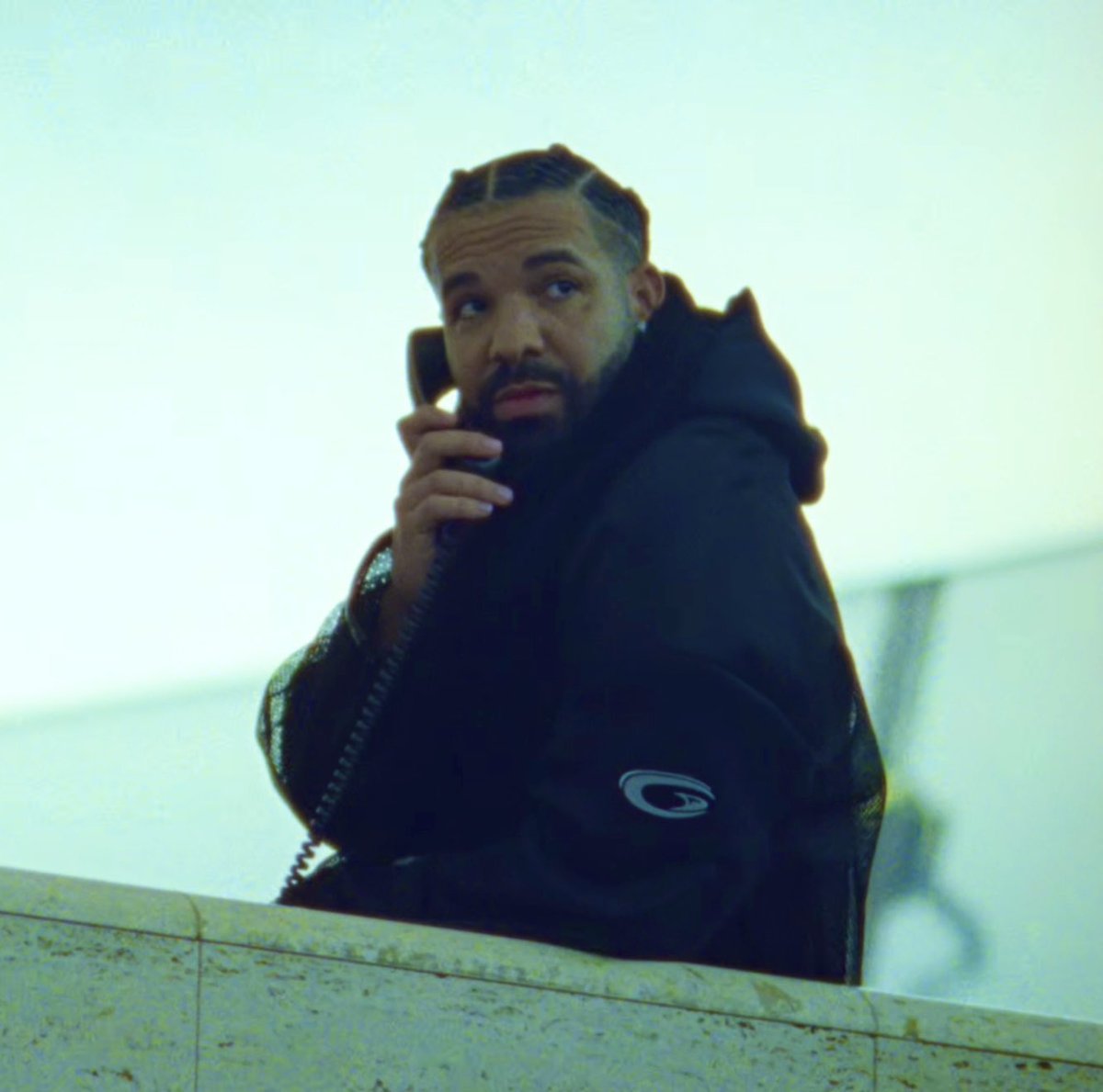 DrakeAligned tweet media