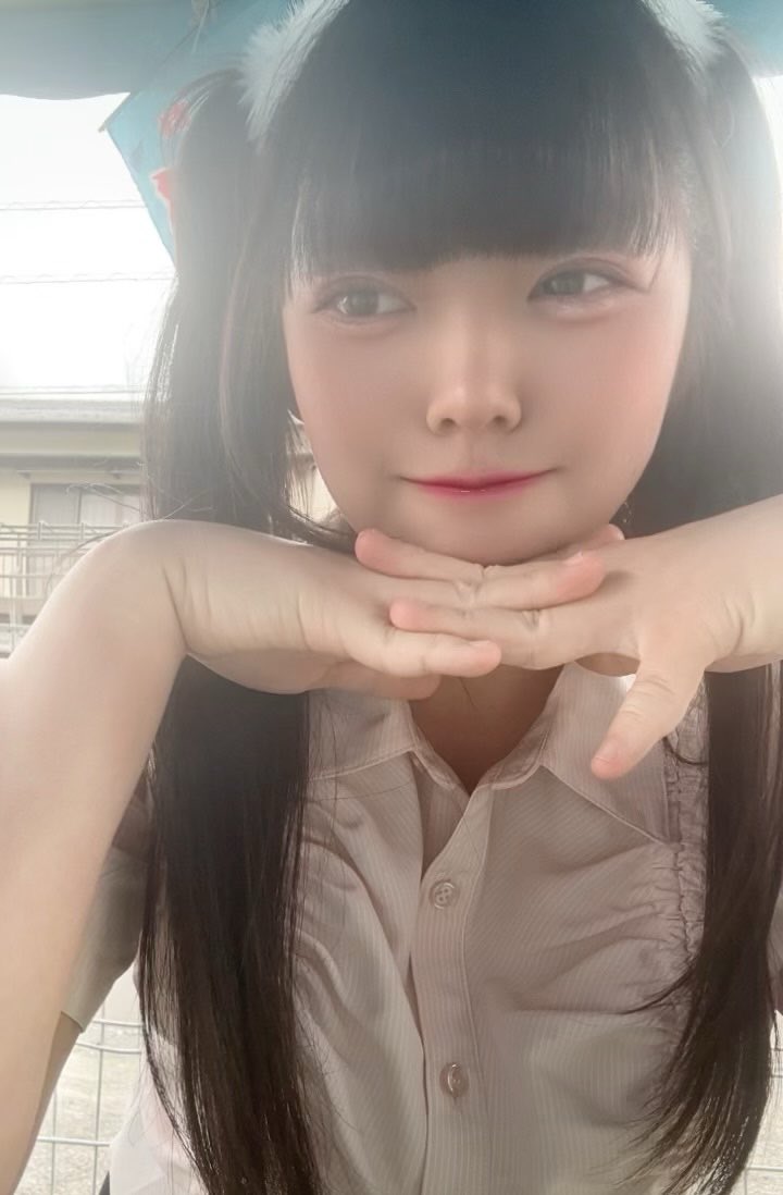すい tweet media