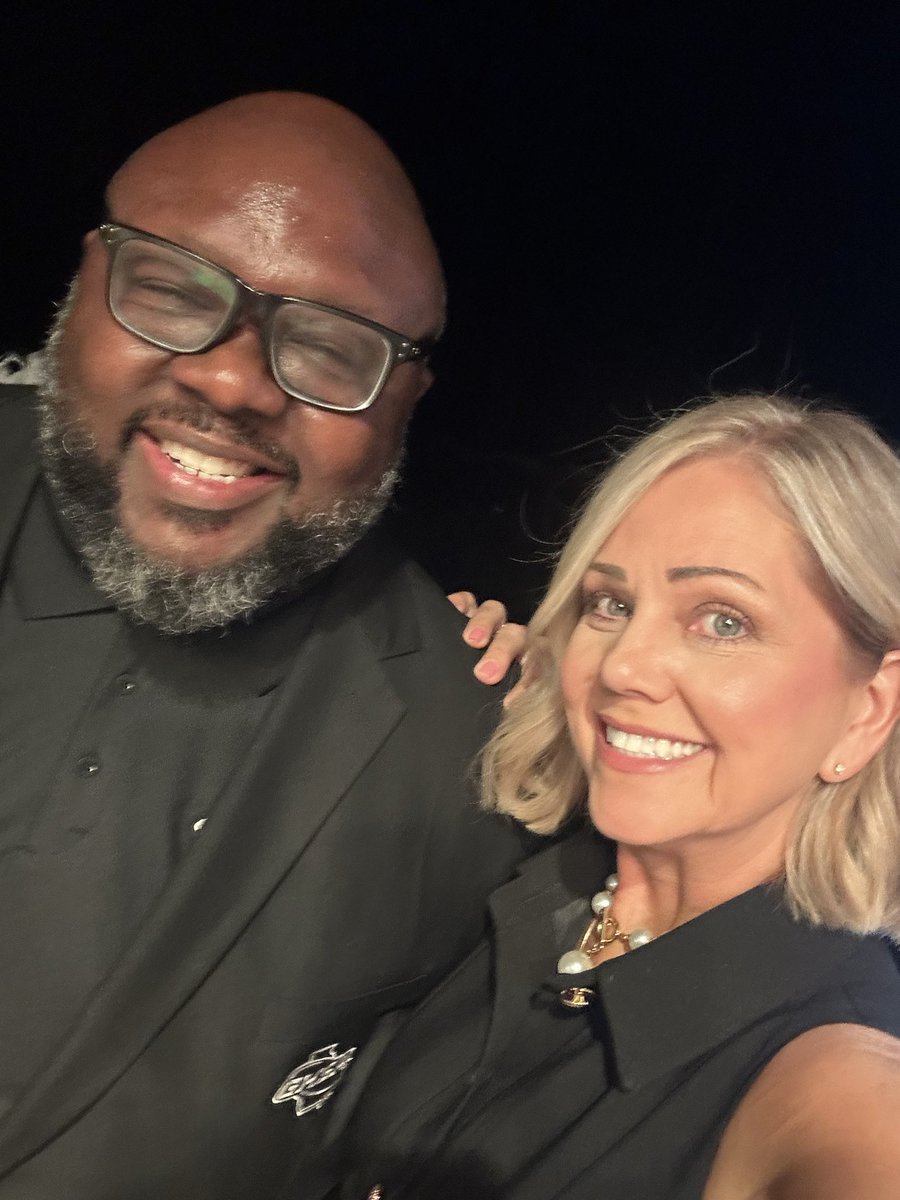 KelliWHutcheson's tweet photo. Honored to serve Athletes for a Better World organization at the Vincent J. Dooley Awards. It’s always a pleasure to spend time with Mrs. Barbara Dooley & fellow Eagle, @sportsguymarv GATA It was also inspiring to hear from @BTTitansAD alum and @AtlantaFalcons standout @JDBertrand1 Incredible human! Thank you @AforBW for your dedication to empowering & celebrating student athletes who abide by The Code for Living.