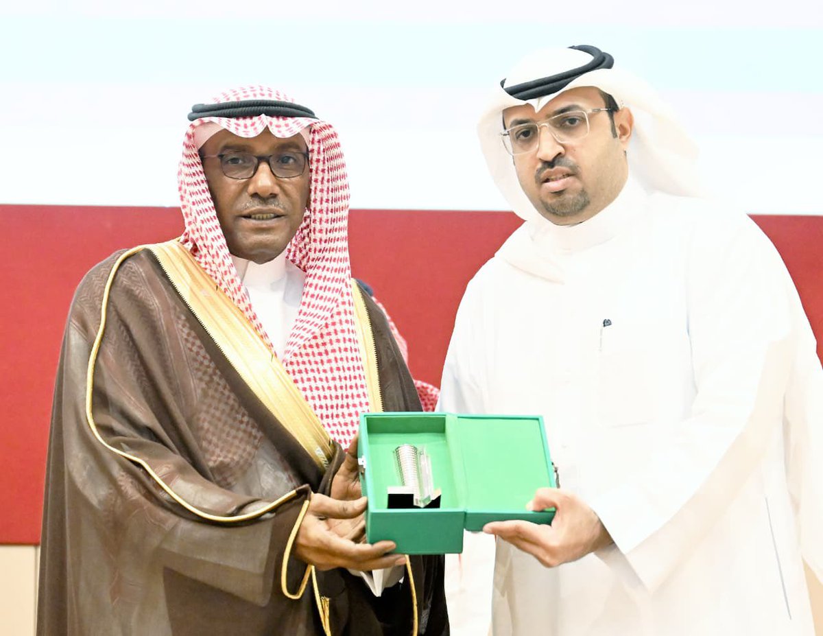 جامعة جدة tweet media