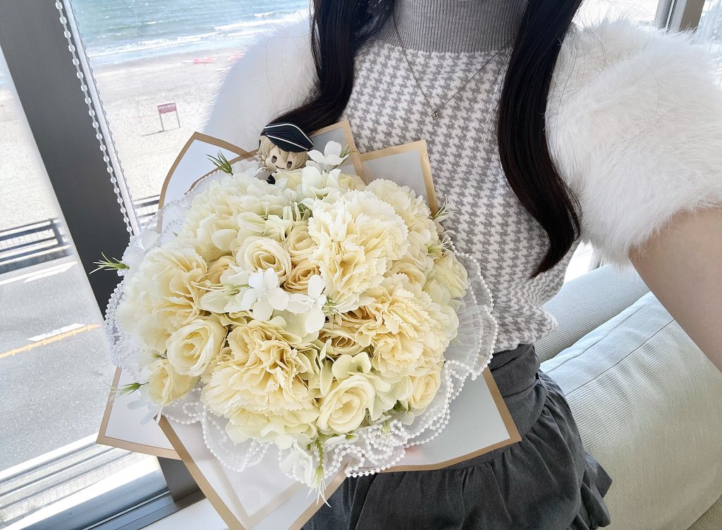 kaochudoku's tweet photo. @0
.　 + 　　　   ˚    ♡   .
 ♡   　  　   + 　　　　　   　  ˚
 　 　　　  · 　　  　　♡ 　 *.
    +　　　　　   　  ˚  　  ·
　 *　　♡

⠀  𝐻𝑎𝑝𝑝𝑦 𝑏𝑖𝑟𝑡ℎ𝑑𝑎𝑦 𝐾𝑎𝑜𝑟𝑢.𝐻  

⠀ 沢山の愛と幸せをあなたに

 #羽風薫生誕祭2025
 #羽風薫誕生祭2025 https://t.co/NrTDh1dJut