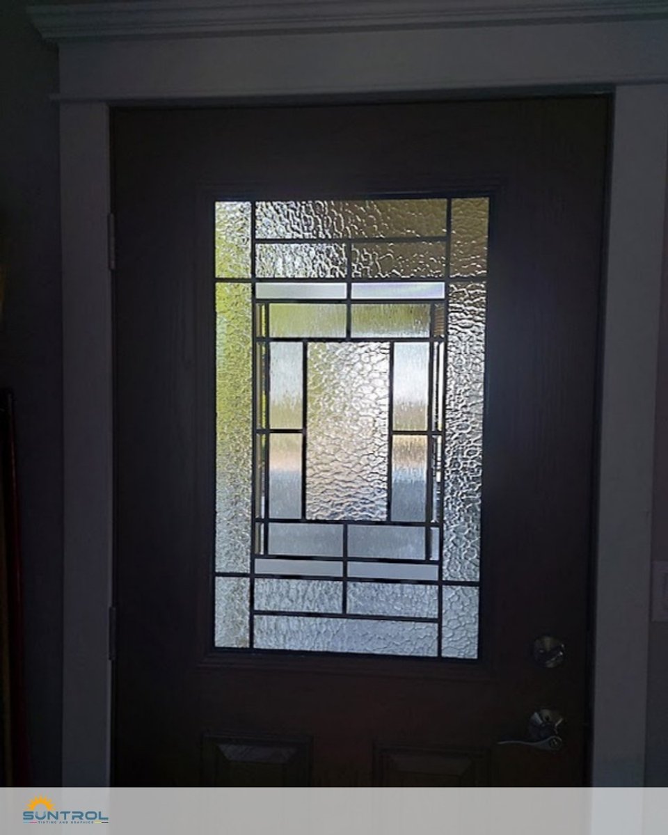 Suntrol's tweet photo. Enjoy daytime privacy and peace of mind with films that obscure visibility while maintaining a clean, modern look!

📞(216) 663-0801
🌐https://t.co/qgy2723EmD

 #PrivacyFilms #WindowPrivacy #HomePrivacy https://t.co/Sfu89BKv82