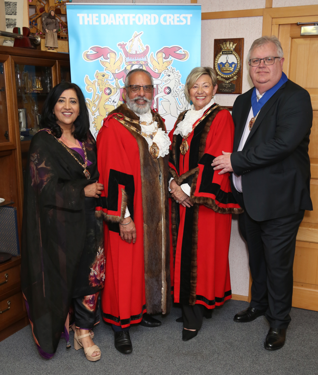 Mayor of Dartford tweet media