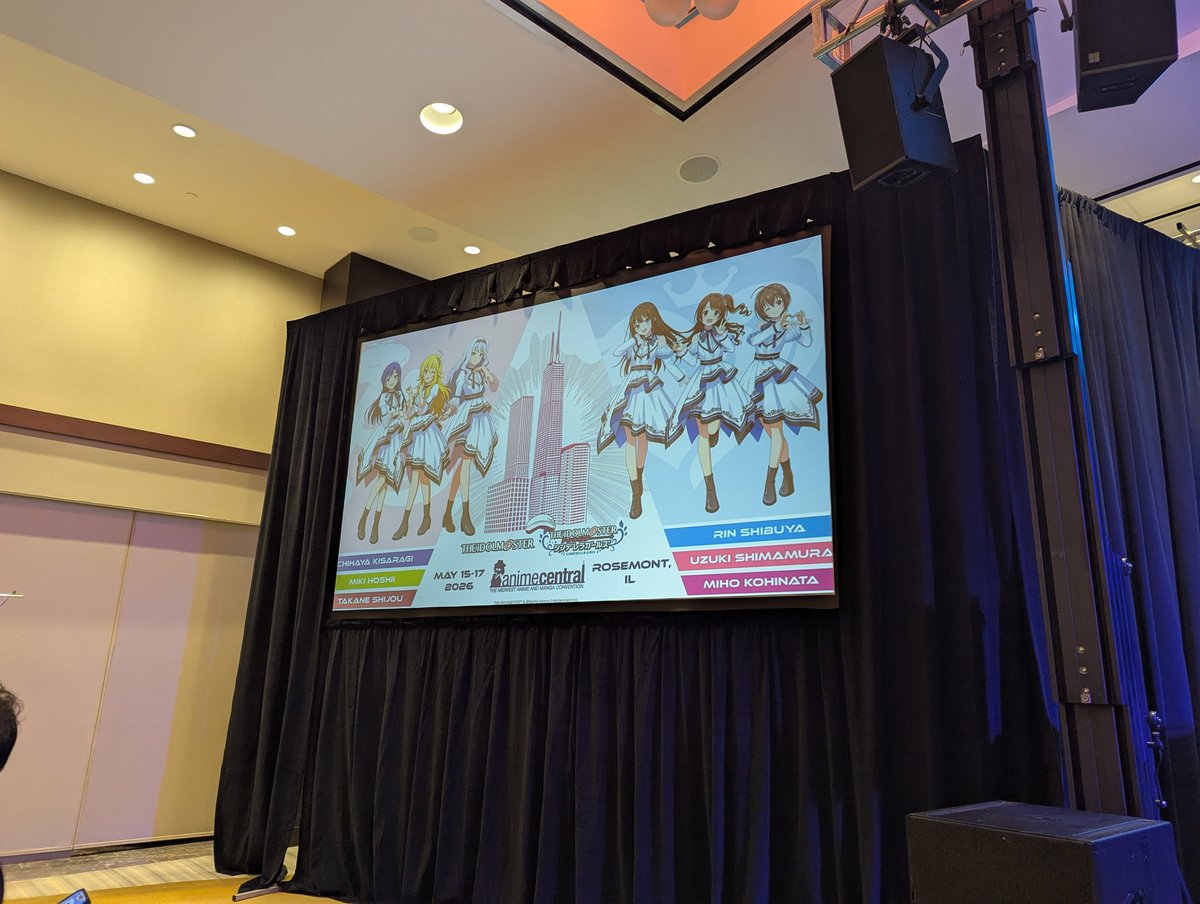 CmndrTakuto's tweet photo. Waiting to board, ACEN draws to a close for me. The Idolm@ster concert was great! I could really feel the spirited calls of the Producers. It was fun hearing from JP producers their thoughts on English pronunciation for some calls.

Hope to see you all at another live! https://t.co/t2EeecsHZK