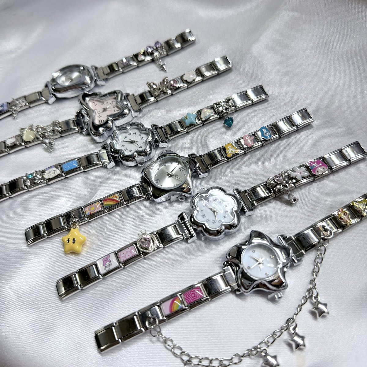 cuzofcharm's tweet photo. นาฬิกา italian charm 🌸⭐️

พร้อมส่ง👀
♡🍓only 389-399฿ ส่งฟรี
*ปรับไซส์ได้ค่ะ

#นาฬิกาข้อมือ #กําไลข้อมือ #เสื้อผ้ามือสอง #italiancharm #ตลาดนัดsanrio https://t.co/QXYt5MYmBU