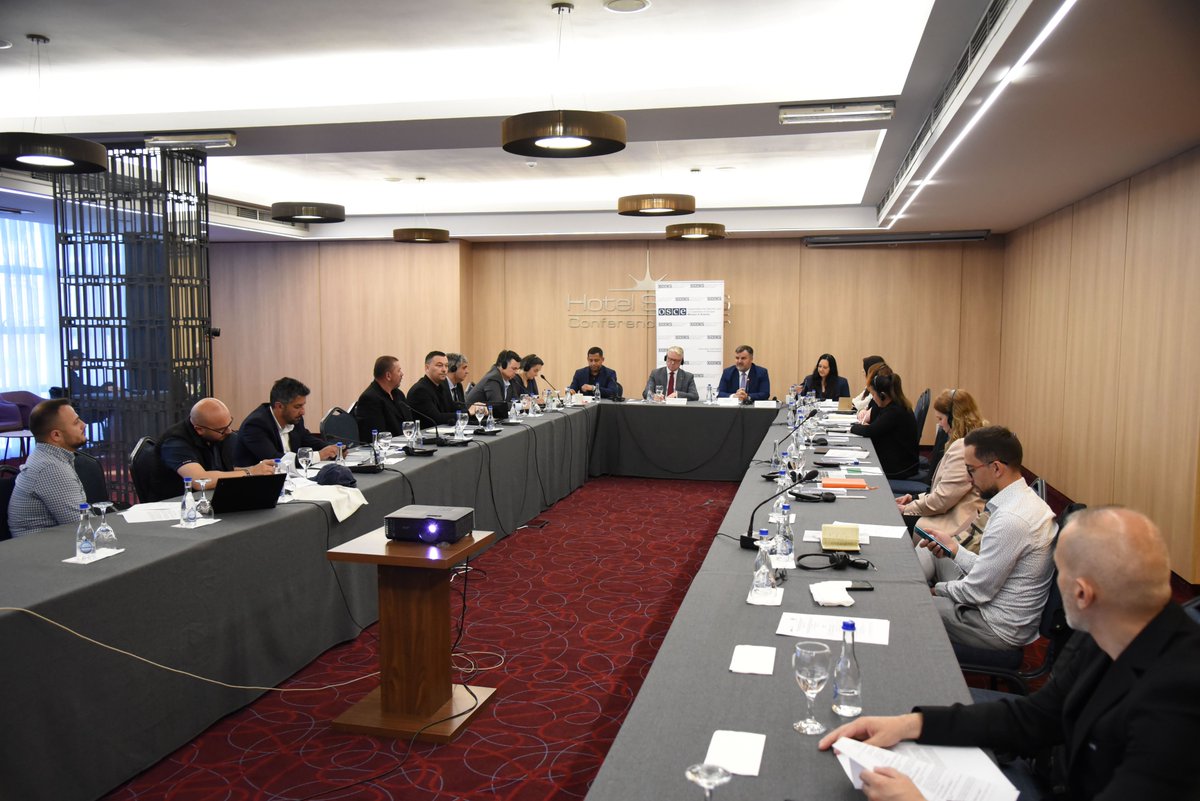 kosombudsperson's tweet photo. Ombudsman Qelaj took part in the launch of the report “Integrating Roma and Sinti Issues in the Work of National Human Rights Institutions and National Equality Bodies. Report was launched by @osce/odihr. Ombudsman Institution will use it as a guide in its work and activities. https://t.co/hTHANybItq