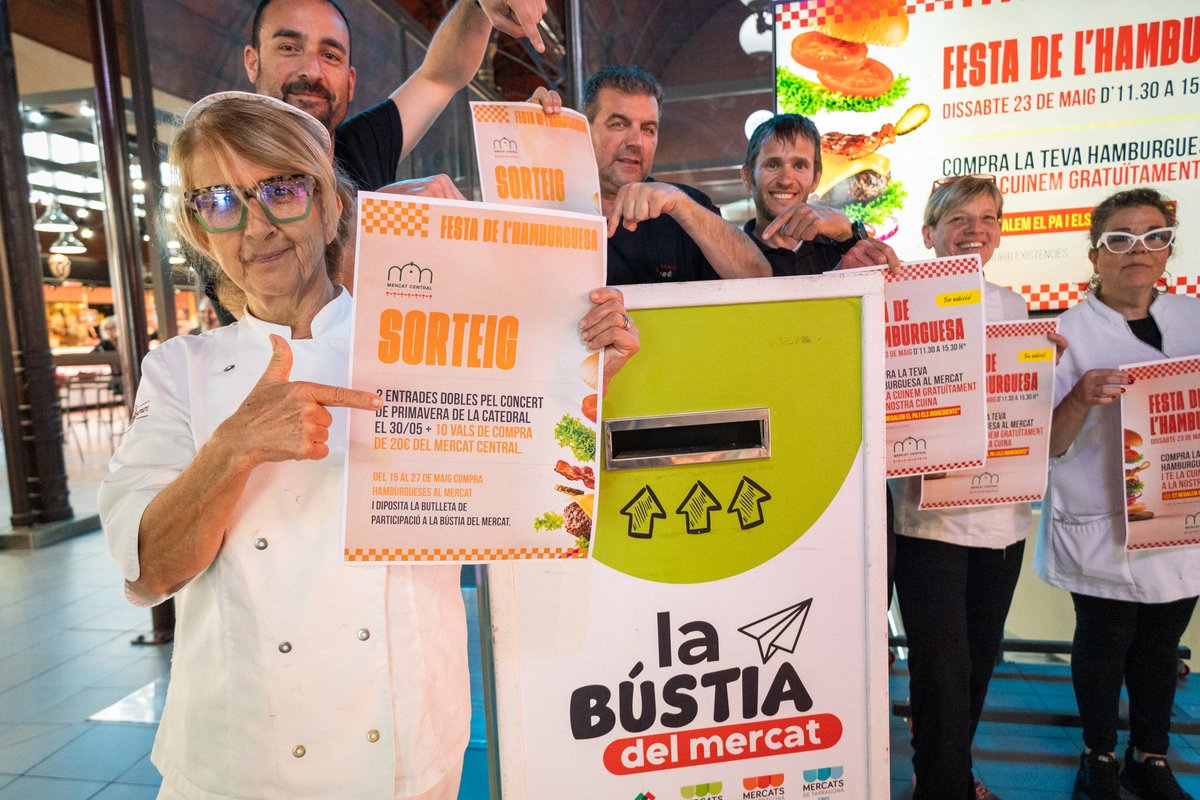 MercatsTGN's tweet photo. FESTA DE L’HAMBURGUESA 🍔 | Aquest dissabte 23 de maig torna al @tarragonamercat la ja tradicional Festa de l’Hamburguesa! 🎉

🕦 A partir de les 11.30h es cuinaran de manera gratuïta les hamburgueses comprades a les parades del mercat😋 https://t.co/K1GkNVj1uC