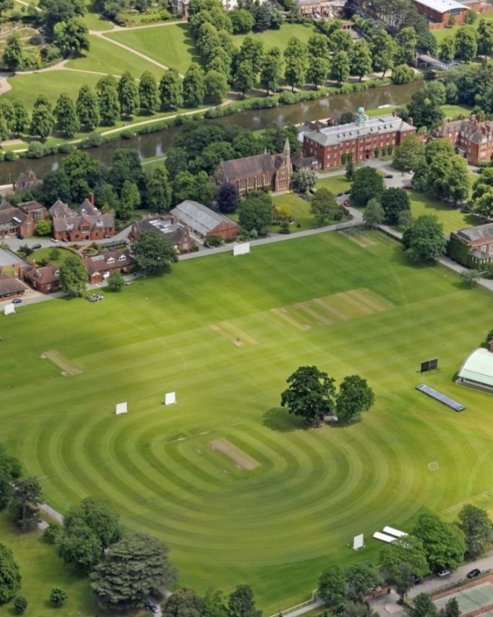 GuardianFamNet's tweet photo. School Spotlight: @ShrewsburySch🏫

At the heart of a Shrewsbury education is the belief that learning should be both ambitious and enjoyable, helping young people grow into confident, well-rounded individuals ready for the future.

We’re proud to have 6 GNet students here💙 https://t.co/ATfcIBFs1k