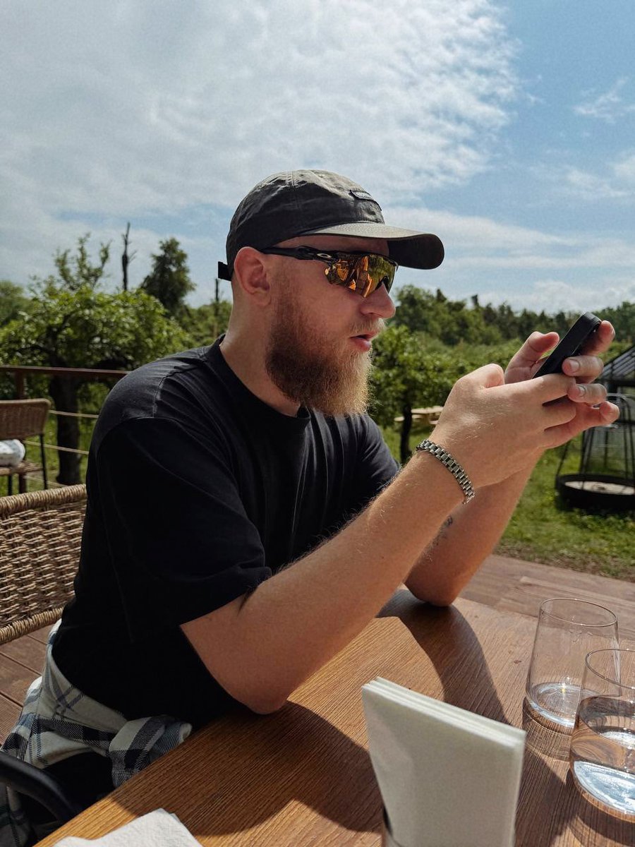 репартьор 🪖 tweet media