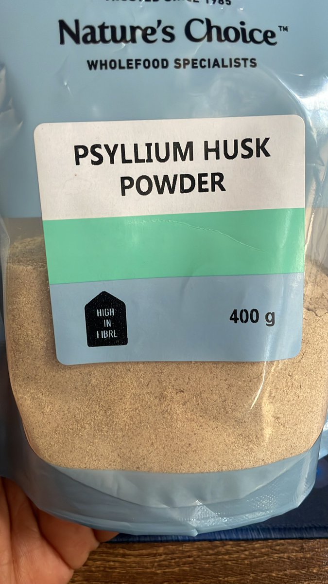 MapsyWapsy's tweet photo. @ThatoHope20 @simplytee23 Chia seeds did not help with my constipation. Psyllium husk powder is the girl she thinks she is… from going once a week to going everyday- twice a day on good days… the best https://t.co/WCIb2anxJh
