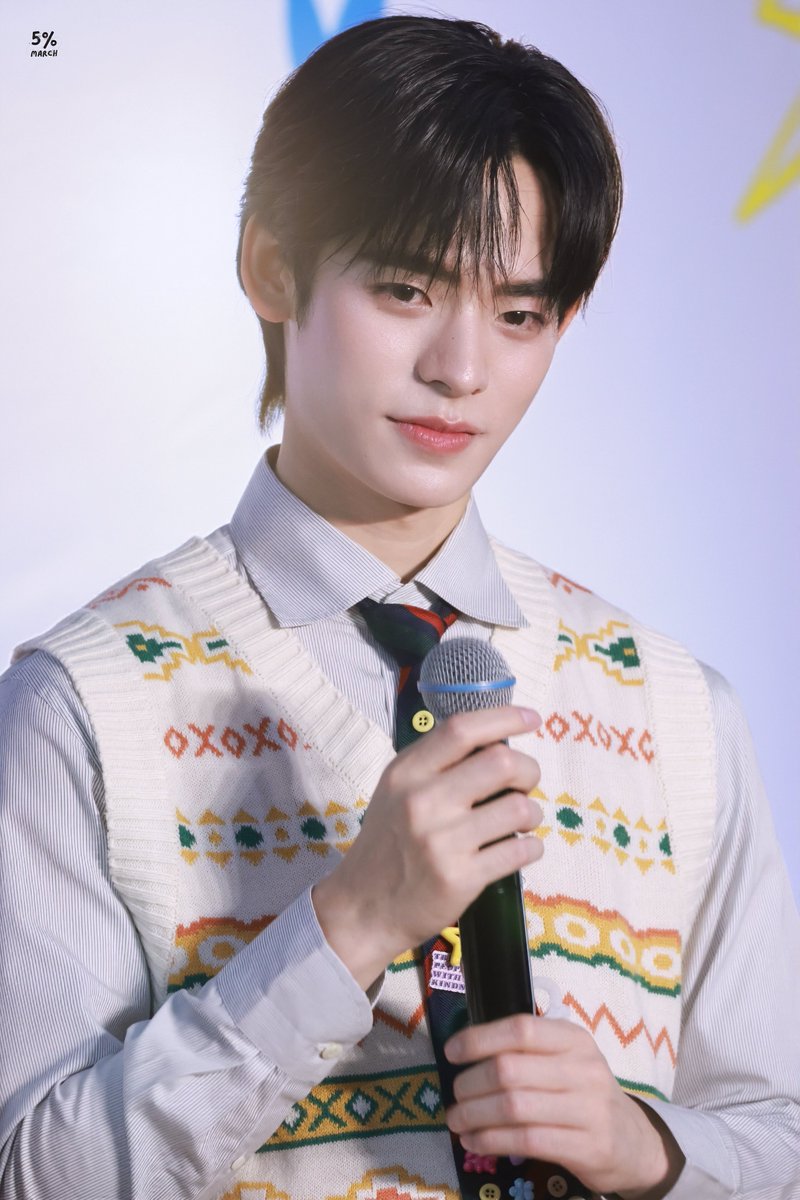 5percentmarch's tweet photo. —• 17052026

เอ็นดูปิ๊บ เหมือนเป็นสารพัดของกุ๊กกิ๊กของโลกใบนี้ง่ะ🤏🏻 ปากนิดจมูกหน่อย ขยับตัวก็น่ารักแยะ แง 💘🐻‍❄️✨

TEETEEPOR B2S WORKSHOP

#B2Sxตี๋ตี๋ป๋อ
#porsuppakarn https://t.co/2vD2EFH3uq