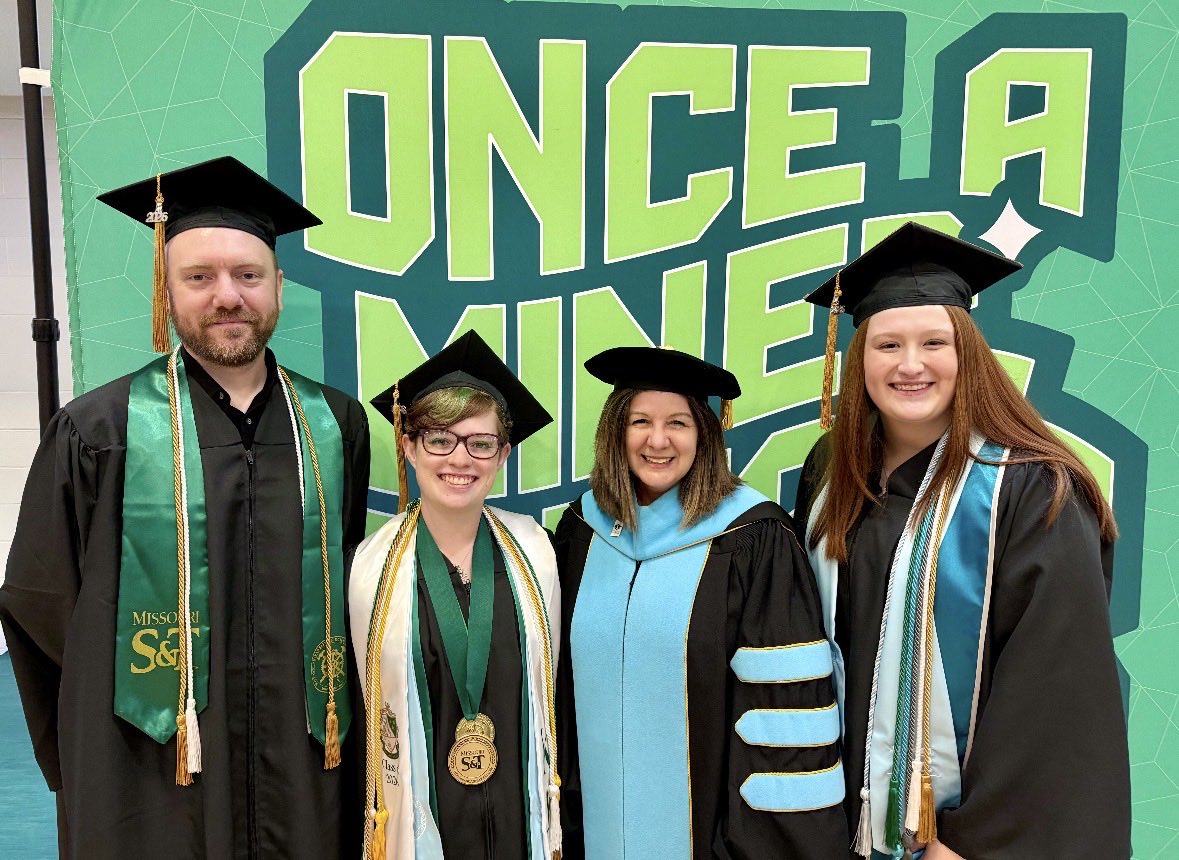 SandTEduc's tweet photo. Congratulations to all of the 2026 Education graduates!! We are so proud of you and are ready to watch you take on the world! https://t.co/d68gPiTlid