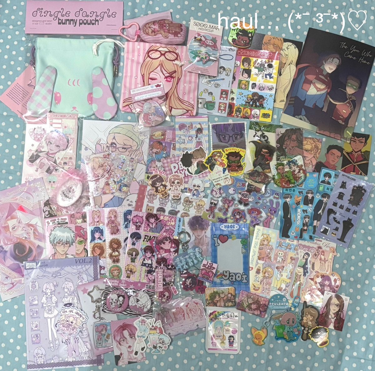 laviuu_'s tweet photo. otsufuro22.. thank you for all the lovely people who went to my table ( ´ ▽ ` ).｡ｏ♡ i didn’t get to take a proper pic of my table, this is all i got,, + so happy 4 many hauls (●´□`)♡ https://t.co/rM9o3QlAbW