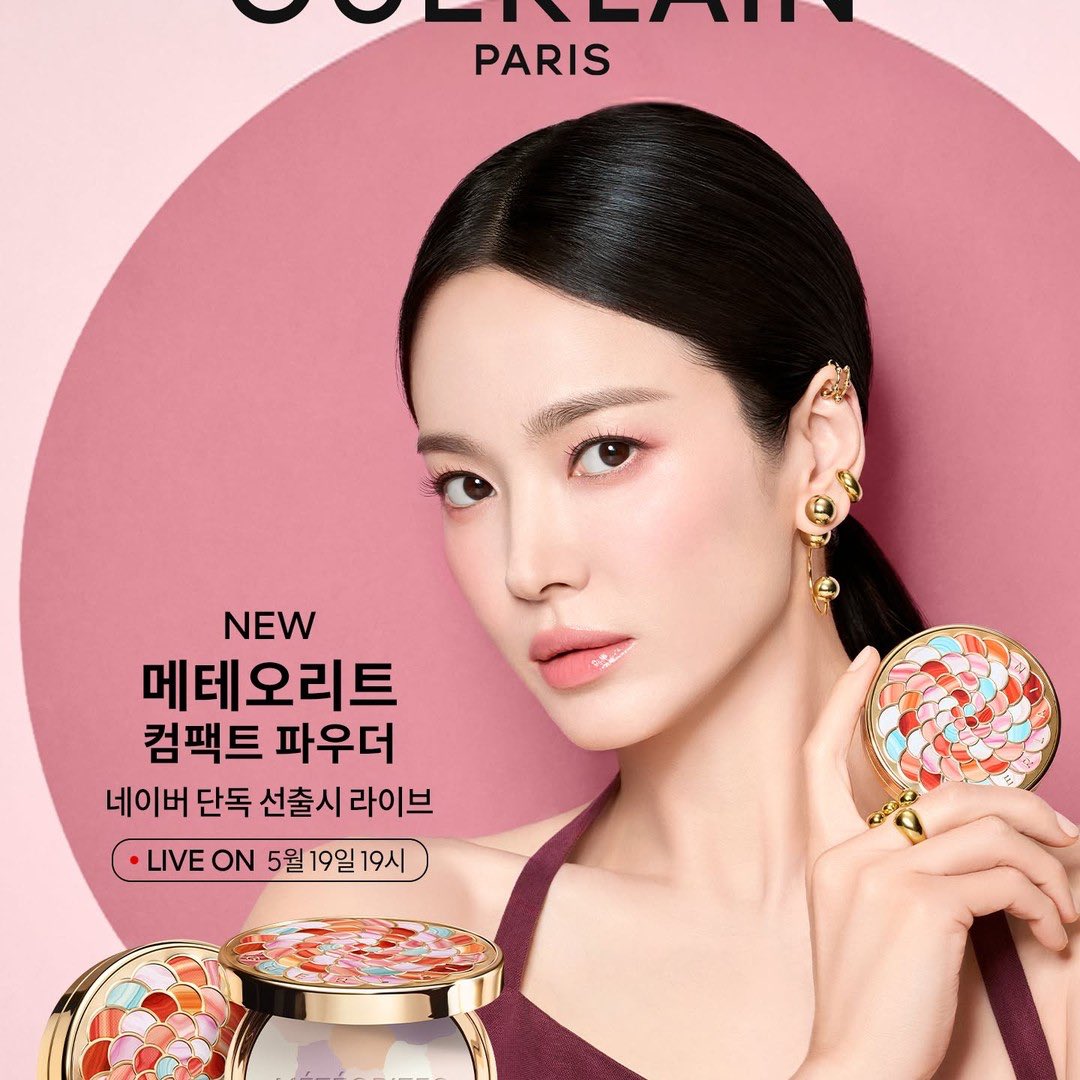 New Guerlain Meteorites Compact Powder ad featuring Hyekyo 🐝 #SongHyeKyo