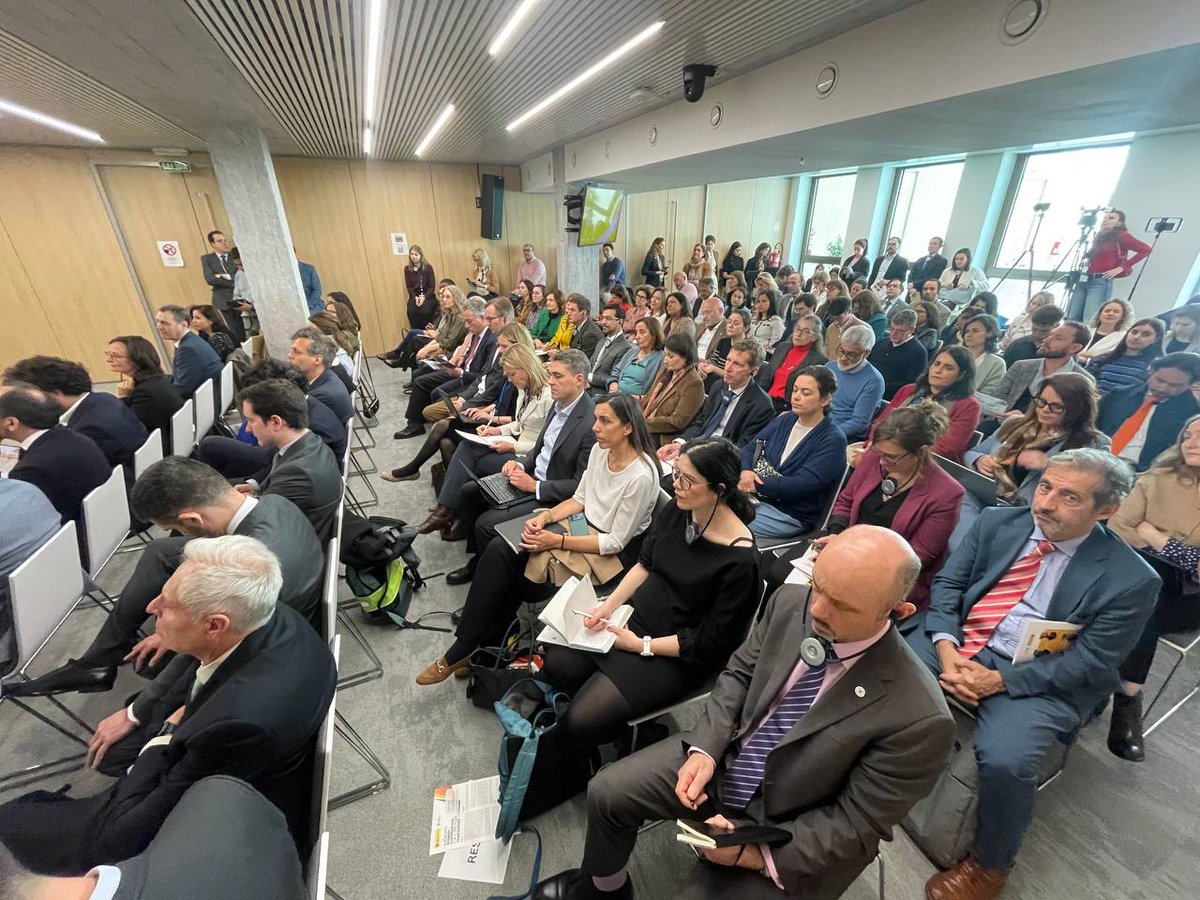 CooperacionESP's tweet photo. 📍 Arranca en Bruselas la presentación del renovado sistema de #CooperaciónEspañola 🇪🇸🇪🇺 que contribuye a un #TeamEurope más fuerte.

Avances, visión y alianzas en el marco de #GlobalEurope. https://t.co/8KYGbUJbdE