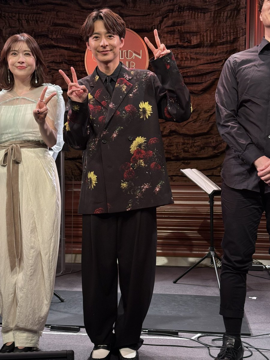 mxxxxxx0105's tweet photo. 最高の空間で最高のお歌が聴けて幸せな時間を過ごせました🫶

ただ、あのタップは何が起こったか一瞬わかりませんでしたがただただ可愛かったです←
大好物なのでぜひまたやってください🥹🌼

目線いただいた写真達🥰

#TF2026
#小池徹平 https://t.co/Ls9ipQuwjM