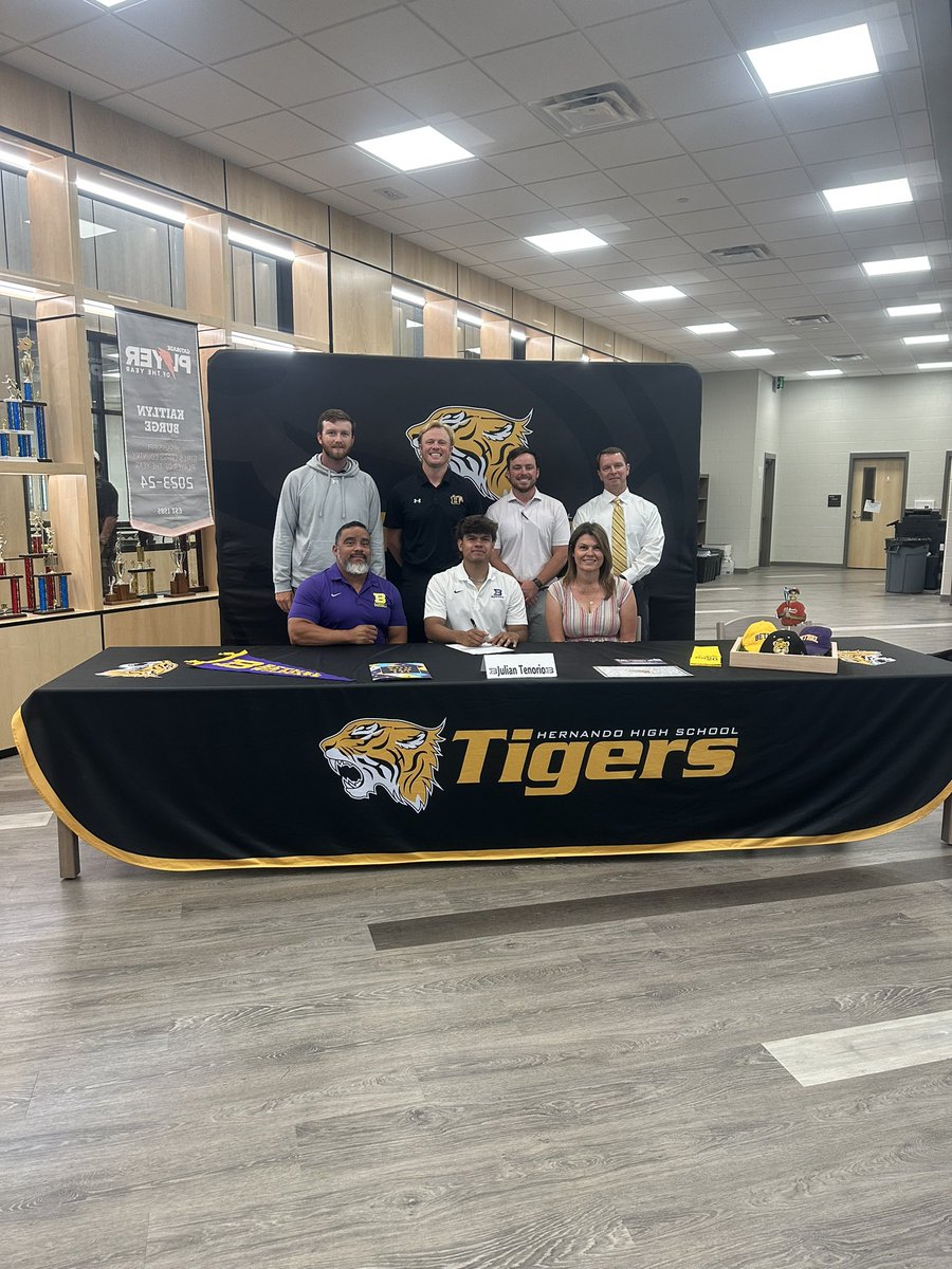 Hernando Tiger Baseball tweet media