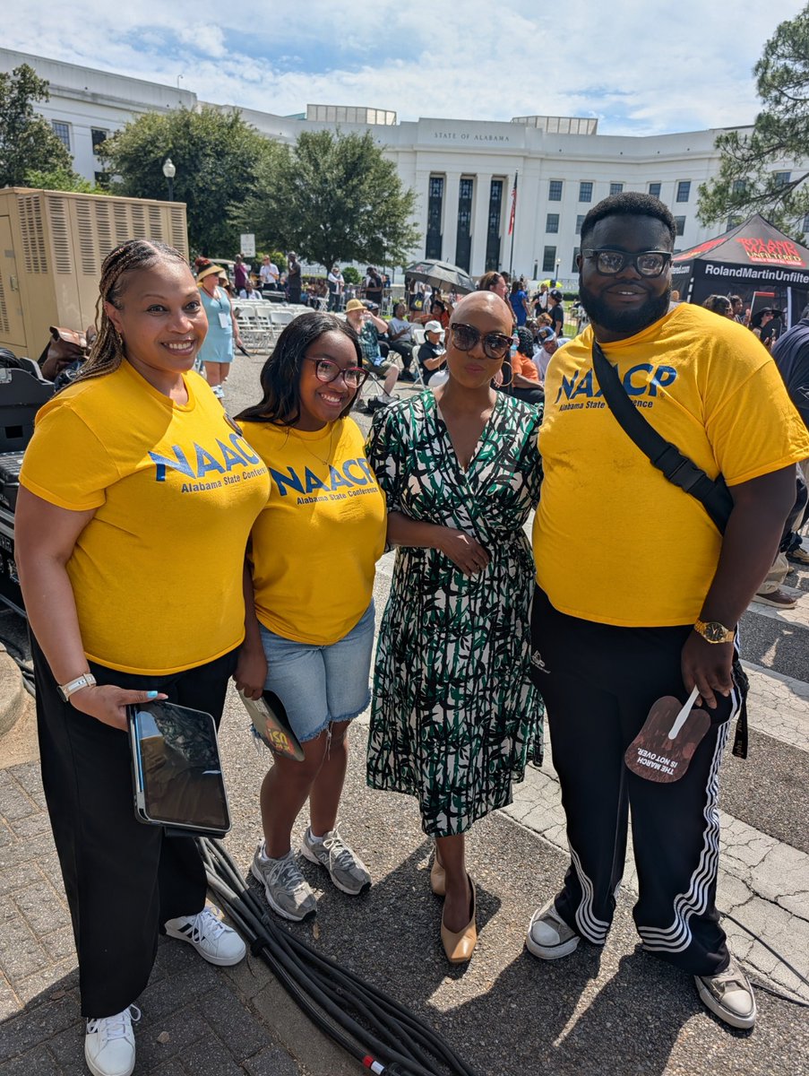 Ayanna Pressley tweet media