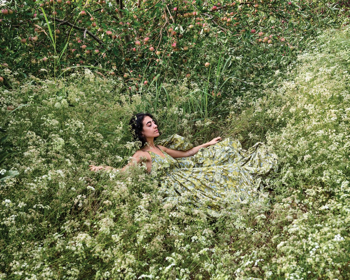 Miss_Rosen's tweet photo. “I saw my younger self in these women and know how hard it is to make the decision to leave.”

📸Rania Matar. Tara (In the Flowers), Bekaatat Kanaan, Lebanon, 2022. https://t.co/PIAZ1KU9z3