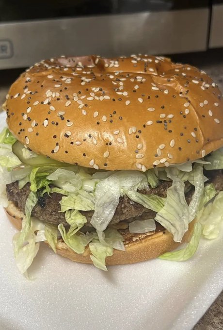 Food Pleaser tweet media