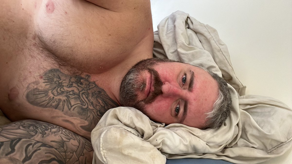 Big Welsh Pappa Bear NSFW XXX tweet media