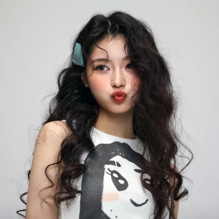 kiiiyuriii's tweet photo. does starship know we #LOVE this hair too . . her natural hair was so healthy and beautiful https://t.co/Qp43EPcGxf