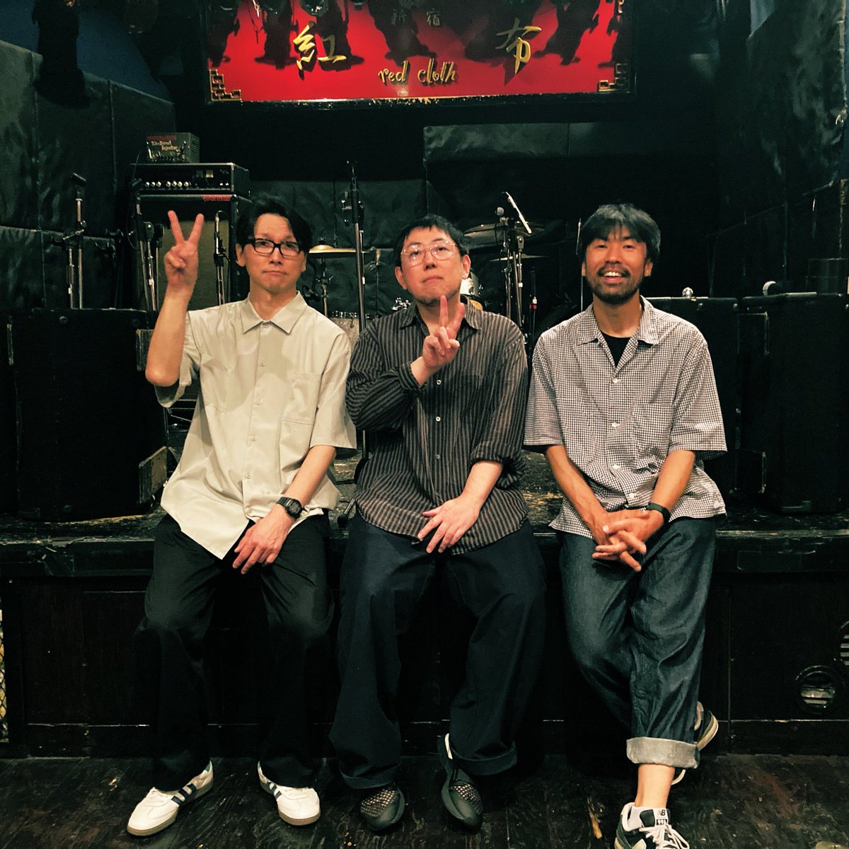 ozounirecords's tweet photo. あのフォークソング部@新宿レッドクロスありがとうございました！
僕たちフォークダンス同好会です💃🕺 https://t.co/g105YLgvjh